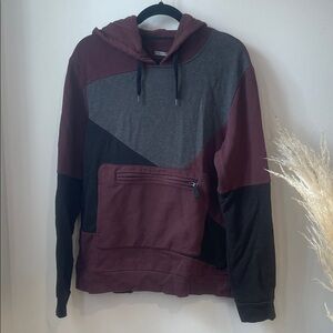 Madison Supply Burgundy Sweater Sz L B123